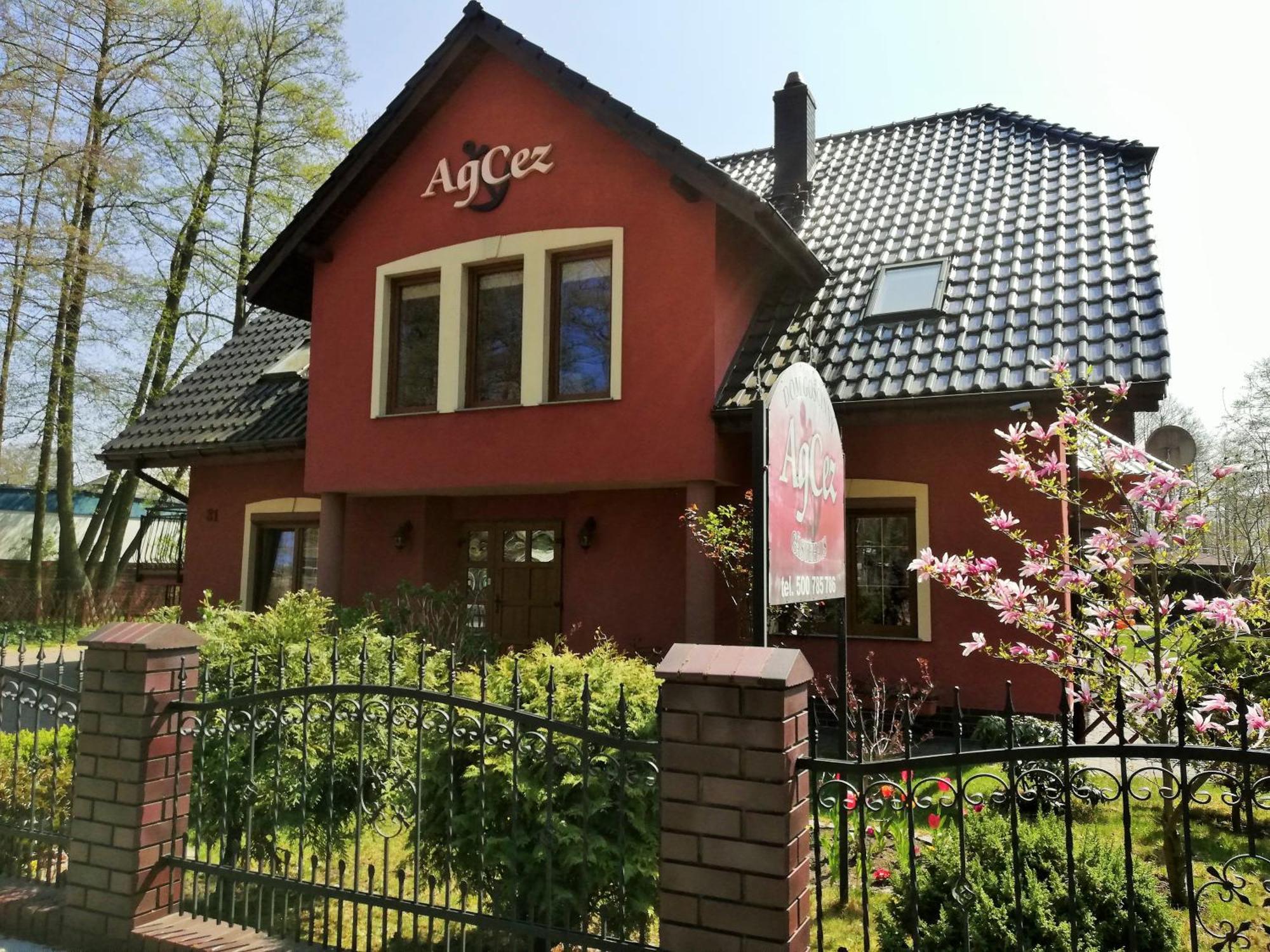 Dom Goscinny Agcez Międzywodzie Exteriör bild